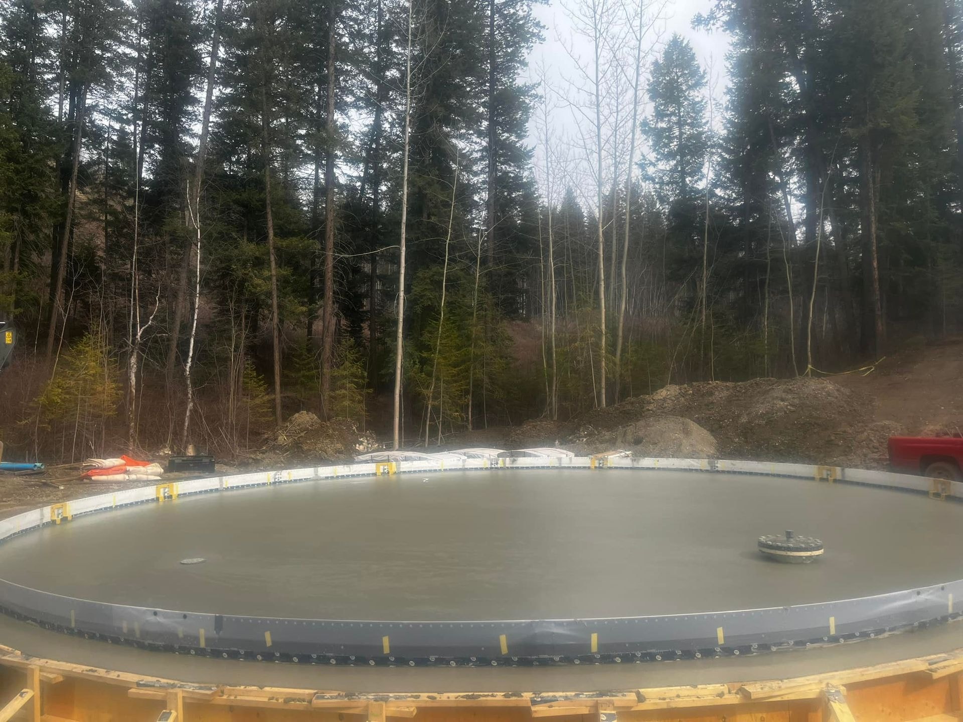 Round Concrete Base — concrete project in Quesnel